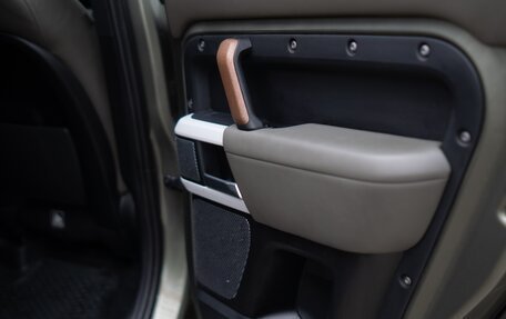 Land Rover Defender II, 2021 год, 8 100 000 рублей, 26 фотография