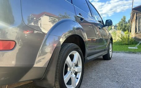 Mitsubishi Outlander III рестайлинг 3, 2008 год, 875 000 рублей, 6 фотография