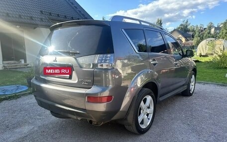 Mitsubishi Outlander III рестайлинг 3, 2008 год, 875 000 рублей, 9 фотография