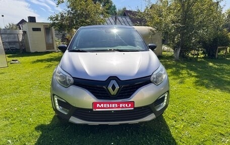 Renault Kaptur I рестайлинг, 2019 год, 1 645 000 рублей, 1 фотография