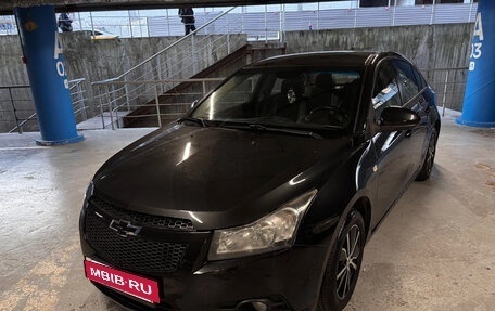Chevrolet Cruze II, 2012 год, 700 000 рублей, 2 фотография