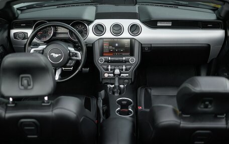 Ford Mustang VI рестайлинг, 2015 год, 2 475 000 рублей, 5 фотография