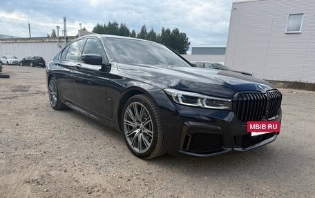 BMW 7 серия, 2020 год, 4 950 000 рублей, 3 фотография