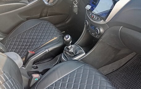 Hyundai Solaris II рестайлинг, 2014 год, 1 050 000 рублей, 6 фотография