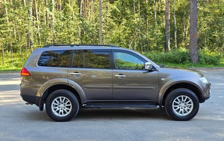 Mitsubishi Pajero Sport II рестайлинг, 2011 год, 1 570 000 рублей, 6 фотография