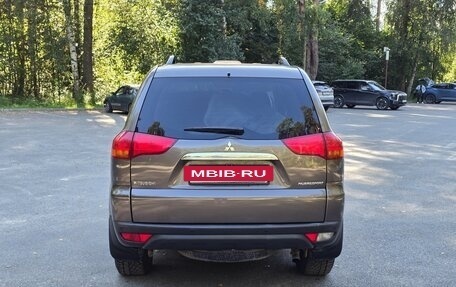 Mitsubishi Pajero Sport II рестайлинг, 2011 год, 1 570 000 рублей, 4 фотография