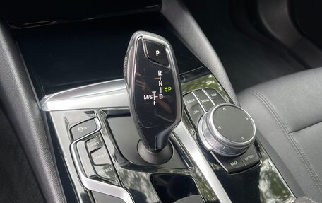 BMW 5 серия, 2017 год, 2 500 000 рублей, 23 фотография