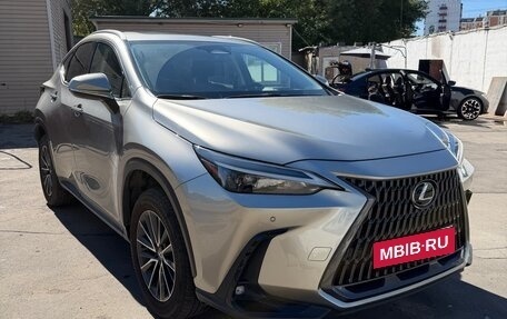 Lexus NX, 2021 год, 5 300 000 рублей, 8 фотография
