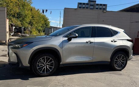Lexus NX, 2021 год, 5 300 000 рублей, 19 фотография