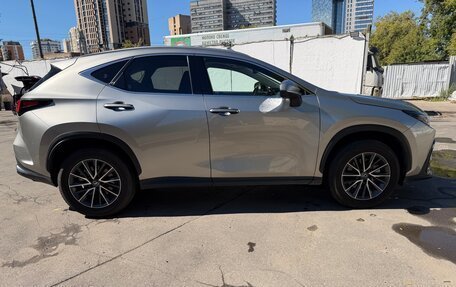 Lexus NX, 2021 год, 5 300 000 рублей, 11 фотография