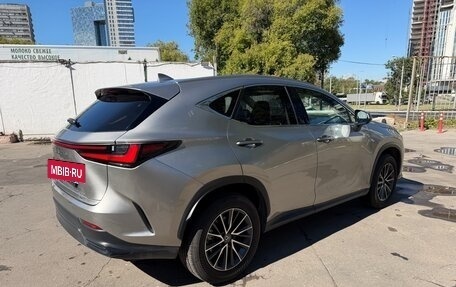 Lexus NX, 2021 год, 5 300 000 рублей, 10 фотография