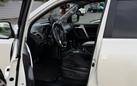 Toyota Land Cruiser Prado 150 рестайлинг 2, 2013 год, 4 100 000 рублей, 3 фотография