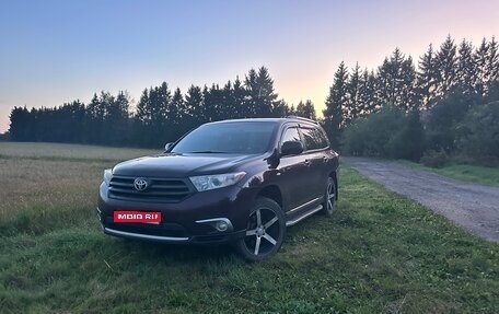 Toyota Highlander III, 2010 год, 1 350 000 рублей, 1 фотография