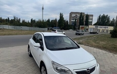 Opel Astra J, 2011 год, 726 000 рублей, 1 фотография