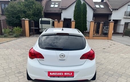 Opel Astra J, 2011 год, 726 000 рублей, 6 фотография