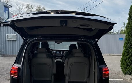 KIA Carnival III, 2018 год, 3 200 000 рублей, 9 фотография