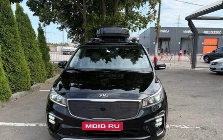 KIA Carnival III, 2018 год, 3 200 000 рублей, 2 фотография