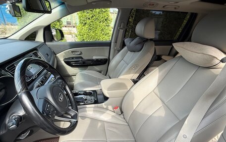 KIA Carnival III, 2018 год, 3 200 000 рублей, 16 фотография