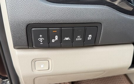 KIA Carnival III, 2018 год, 3 200 000 рублей, 18 фотография