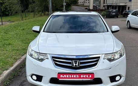 Honda Accord VIII рестайлинг, 2012 год, 1 555 000 рублей, 3 фотография