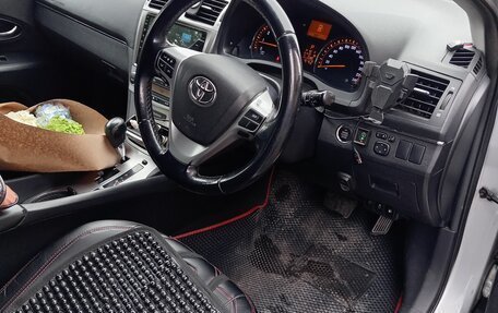 Toyota Avensis III рестайлинг, 2015 год, 1 420 000 рублей, 5 фотография