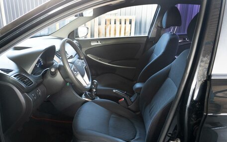 Hyundai Solaris II рестайлинг, 2012 год, 799 000 рублей, 10 фотография