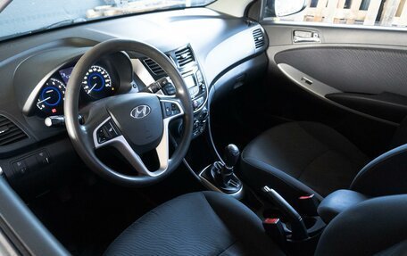 Hyundai Solaris II рестайлинг, 2012 год, 799 000 рублей, 12 фотография