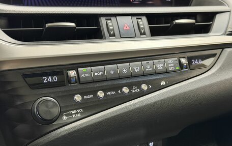 Lexus ES VII, 2018 год, 3 801 000 рублей, 15 фотография