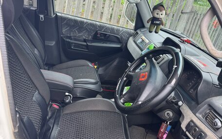 Mitsubishi Pajero iO, 1999 год, 370 000 рублей, 14 фотография