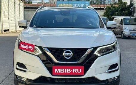 Nissan Qashqai, 2022 год, 1 825 000 рублей, 2 фотография