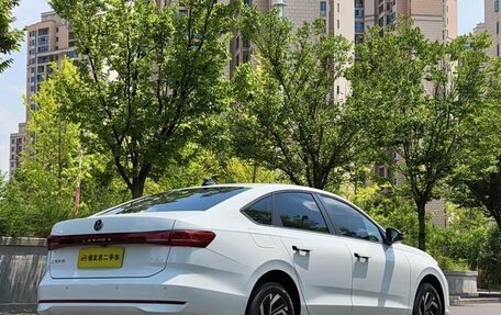 Volkswagen Lavida, 2025 год, 1 415 000 рублей, 5 фотография