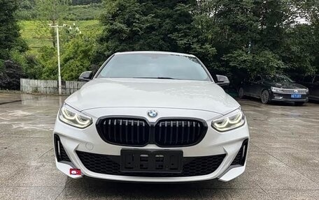 BMW 1 серия, 2022 год, 1 480 000 рублей, 2 фотография
