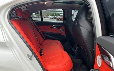 BMW 1 серия, 2022 год, 1 480 000 рублей, 13 фотография