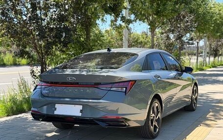 Hyundai Elantra, 2022 год, 1 250 000 рублей, 4 фотография
