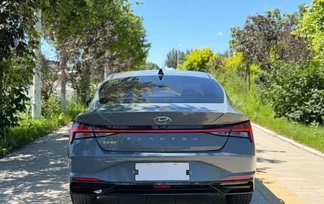Hyundai Elantra, 2022 год, 1 250 000 рублей, 5 фотография