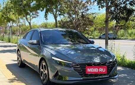 Hyundai Elantra, 2022 год, 1 250 000 рублей, 3 фотография