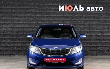 KIA Rio III рестайлинг, 2013 год, 950 000 рублей, 2 фотография