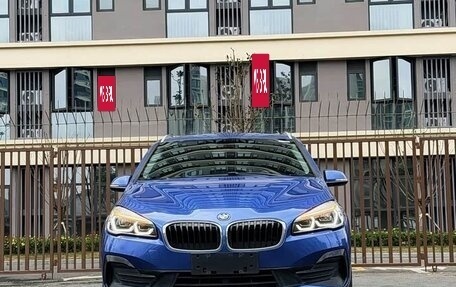 BMW 2 серия Active Tourer F45, 2018 год, 1 405 000 рублей, 2 фотография