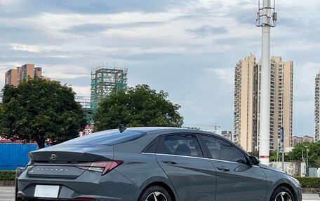 Hyundai Elantra, 2022 год, 1 330 000 рублей, 4 фотография