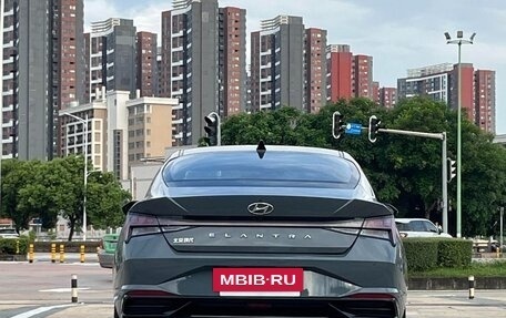 Hyundai Elantra, 2022 год, 1 330 000 рублей, 5 фотография