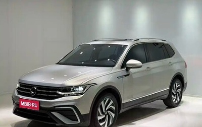 Volkswagen Tiguan II, 2023 год, 2 503 100 рублей, 1 фотография