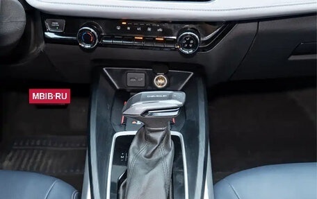 Chevrolet Monza, 2022 год, 1 155 000 рублей, 17 фотография