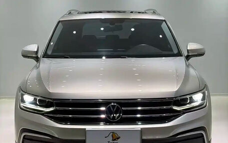Volkswagen Tiguan II, 2023 год, 2 503 100 рублей, 2 фотография