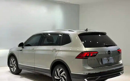 Volkswagen Tiguan II, 2023 год, 2 503 100 рублей, 4 фотография
