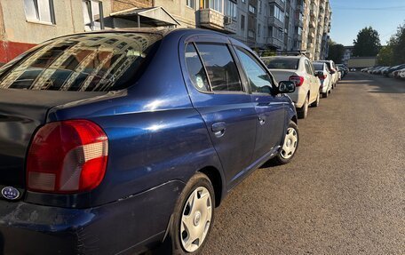 Toyota Platz, 2000 год, 300 000 рублей, 3 фотография