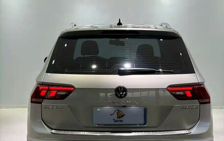 Volkswagen Tiguan II, 2023 год, 2 503 100 рублей, 5 фотография