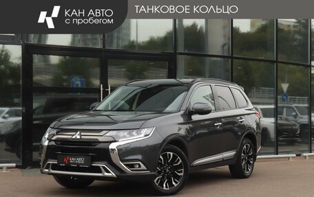 Mitsubishi Outlander III рестайлинг 3, 2021 год, 3 260 000 рублей, 1 фотография