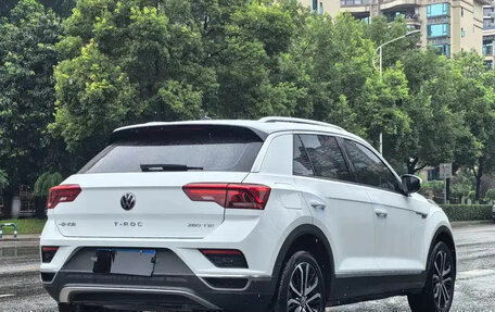 Volkswagen T-Roc I, 2023 год, 1 480 000 рублей, 13 фотография