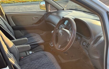 Toyota Harrier, 2000 год, 1 000 000 рублей, 6 фотография
