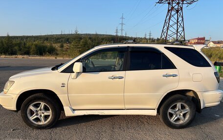 Toyota Harrier, 2000 год, 1 000 000 рублей, 2 фотография
